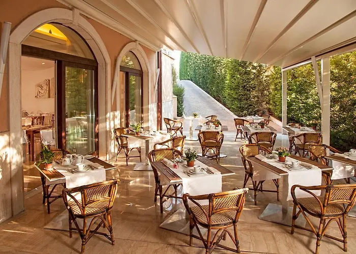 Piccolo Borgo 3* Rome