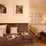 Отель Piccolo Borgo Рим