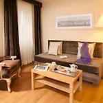 Piccolo Borgo 3*