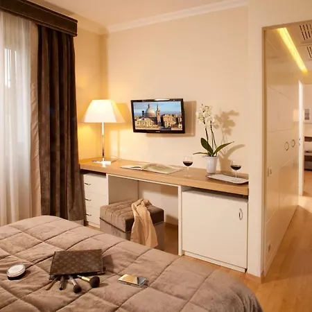 Otel Piccolo Borgo 3*