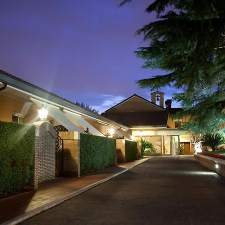 皮科洛伯格酒店 酒店